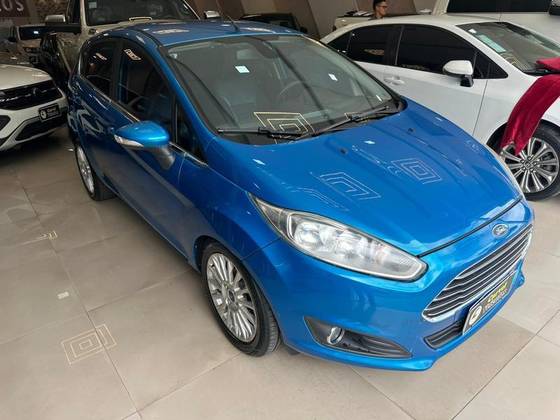 FORD FIESTA 1.6 TITANIUM HATCH 16V FLEX 4P POWERSHIFT FORD FIESTA 1.6 TITANIUM HATCH 16V FLEX 4P POWERSHIFT